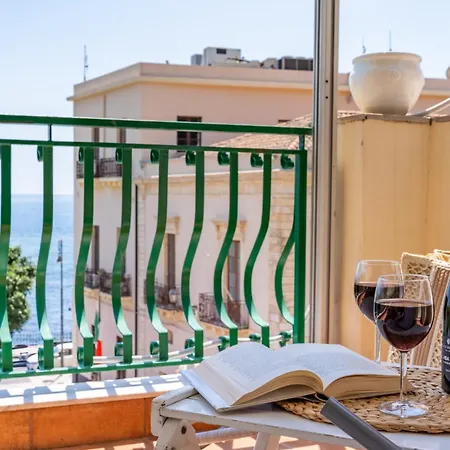 Guarda Che Mare Giardini Naxos